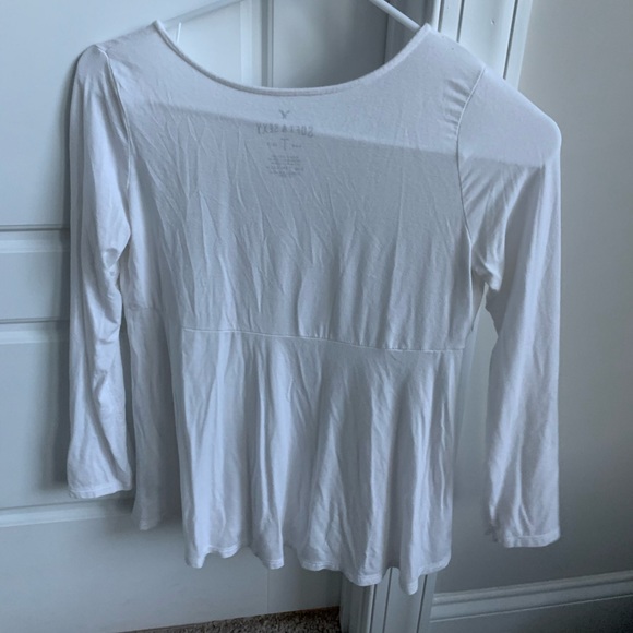 White long sleeve - Picture 3 of 3
